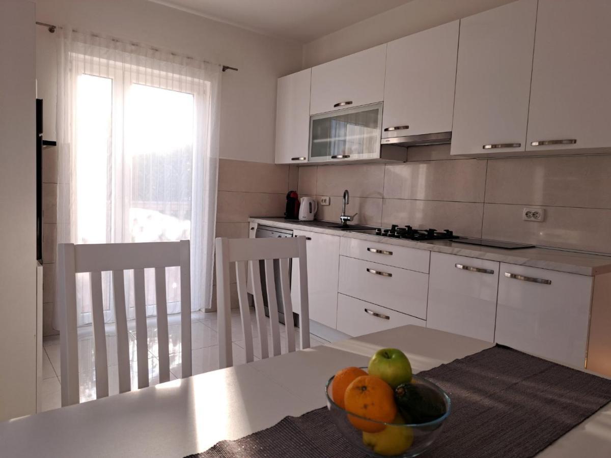 Apartment Nina 노비비노돌스키 외부 사진
